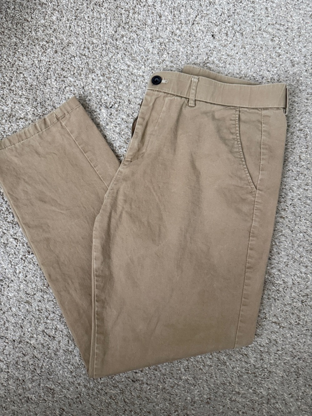 Classic Men's Khaki Chino Pants - Versatile Tan
